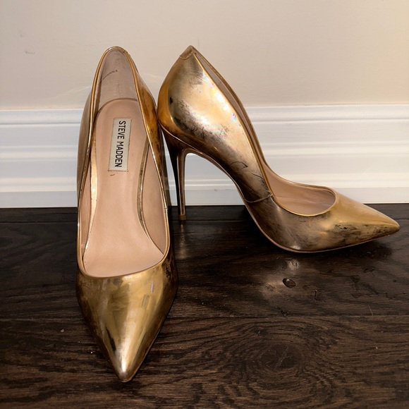 Chrome pointed toe heals - Picture 1 of 2
